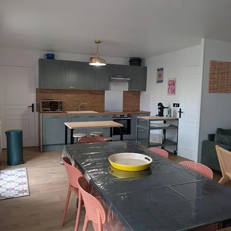 Maison Avec Jardin Proche Centre Ferienhaus